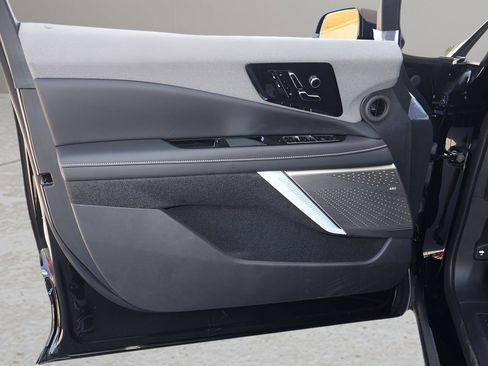 New 2026 Cadillac Optiq Luxury 1 RWD image 9