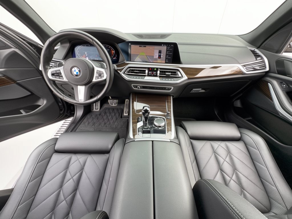 Used 2023 BMW X5 sDrive40i w/ M Sport Package RWD image 17