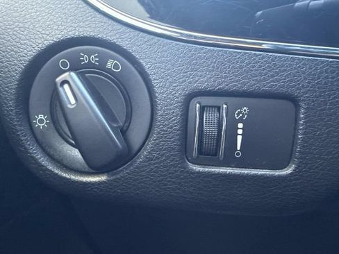 Used 2017 Dodge Grand Caravan SE FWD image 69