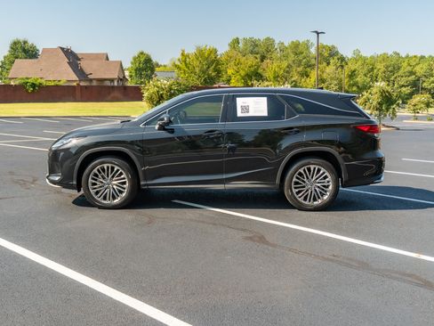 Used 2022 Lexus RX 350L Luxury w/ Accessory Package (Z1) FWD image 9
