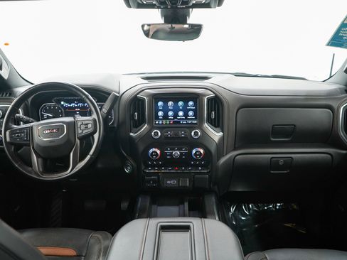 Used 2020 GMC Sierra 1500 AT4 w/ Off-Road Performance Package AWD/4WD image 17