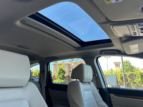 Used 2018 Honda CR-V EX-L image 17