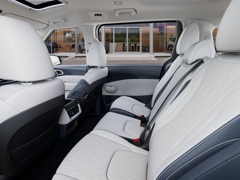 New 2027 Kia Carnival SX FWD image 18