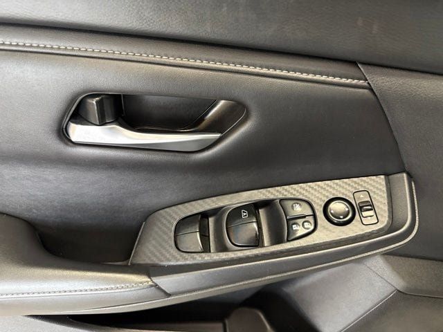 Used 2023 Nissan Sentra SV FWD image 21