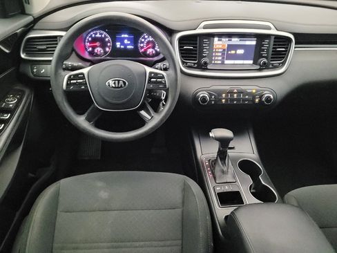Used 2019 Kia Sorento AWD image 22