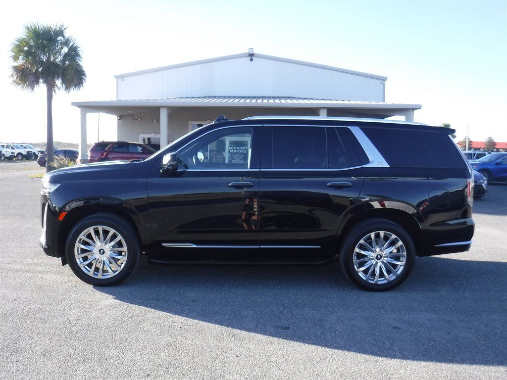 Used 2023 Cadillac Escalade Premium Luxury RWD image 1