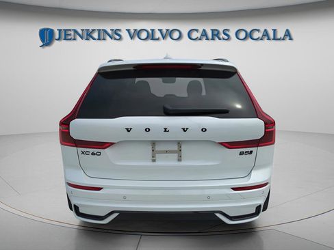 New 2026 Volvo XC60 B5 Ultra w/ Climate Package AWD/4WD image 4