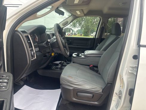 Used 2015 RAM 2500 Tradesman w/ Chrome Appearance Group AWD/4WD image 15