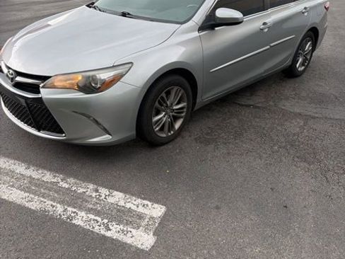 Used 2017 Toyota Camry SE w/ Protection Package (Q2) image 1