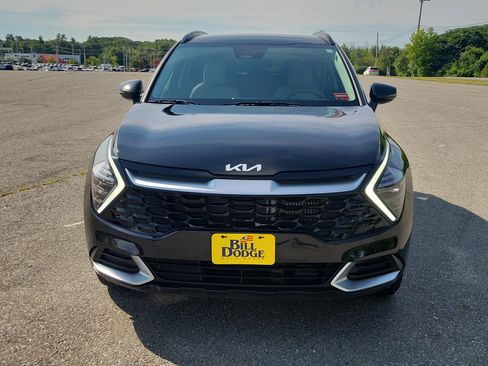 Used 2024 Kia Sportage EX w/ EX Premium Package AWD/4WD image 2
