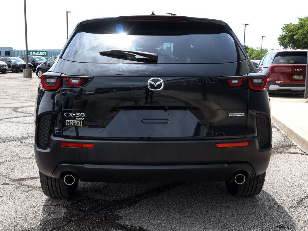 Used 2025 MAZDA CX-50 AWD 2.5 S w/ Premium Plus Pkg image 5