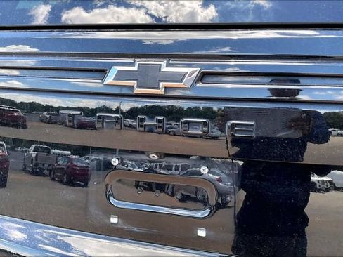 Used 2023 Chevrolet Tahoe Z71 AWD/4WD image 22