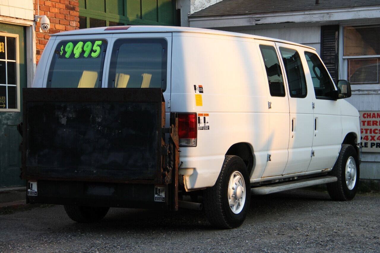 Used 2013 Ford E-250 and Econoline 250 w/ PWR Group RWD image 14
