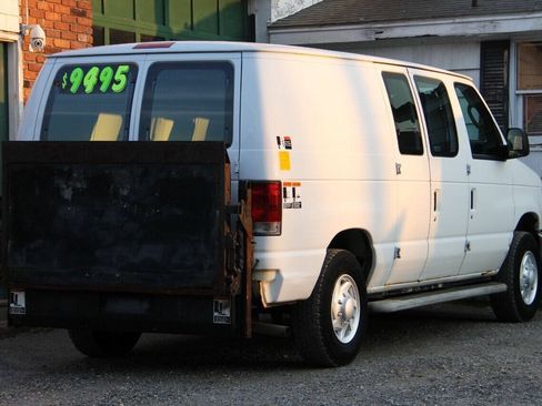 Used 2013 Ford E-250 and Econoline 250 w/ PWR Group RWD image 14