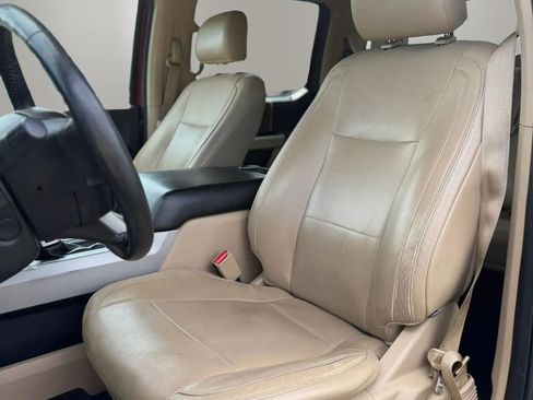 Used 2015 Ford F150 Lariat w/ Equipment Group 502A Luxury AWD/4WD image 13
