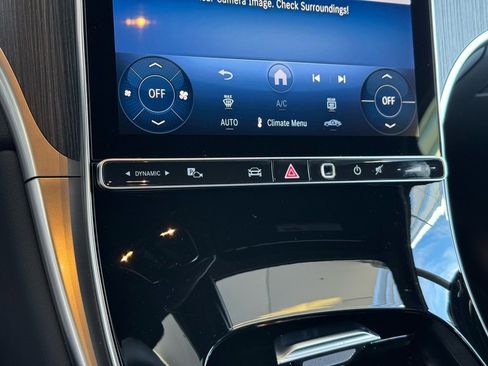 Certified 2025 Mercedes-Benz GLC 300 image 31