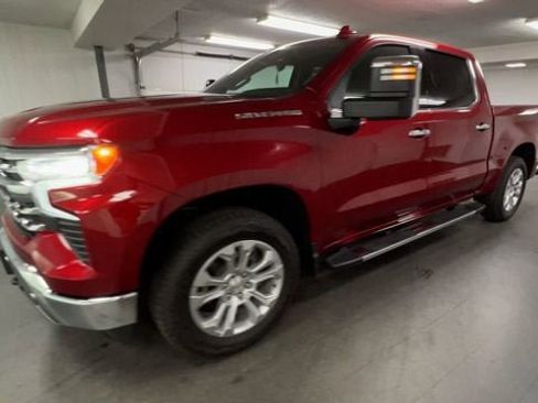 Used 2025 Chevrolet Silverado 1500 LTZ w/ LTZ Premium Package AWD/4WD image 4