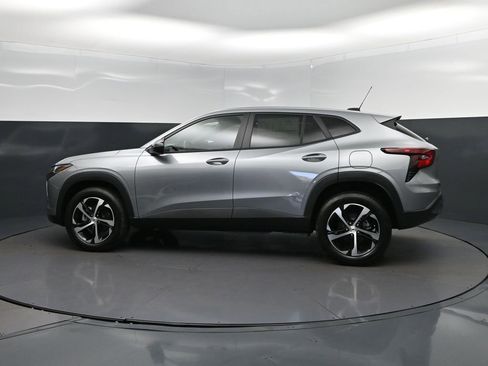 New 2026 Chevrolet Trax RS FWD image 4
