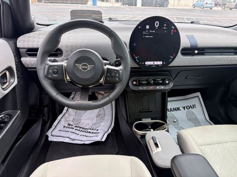 Used 2025 MINI Cooper S FWD image 12