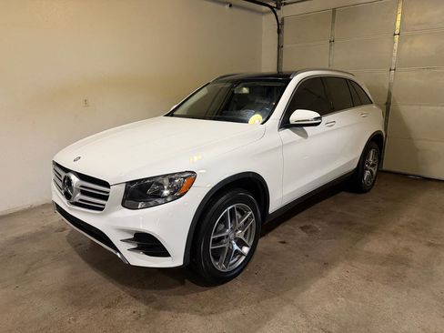 Used 2016 Mercedes-Benz GLC 300 4MATIC w/ Sport Package image 3