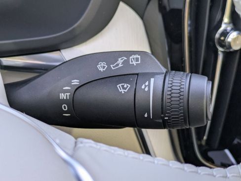 New 2026 Volvo XC60 B5 Ultra w/ Protection Package Premier image 36