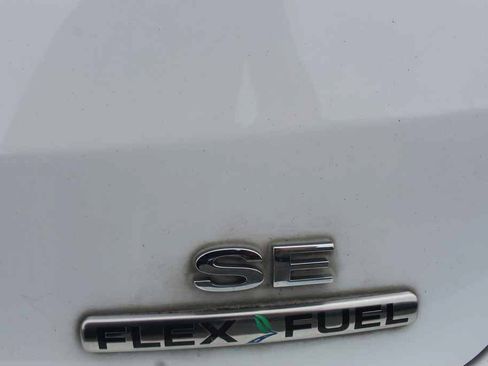 Used 2015 Ford Focus SE FWD image 8