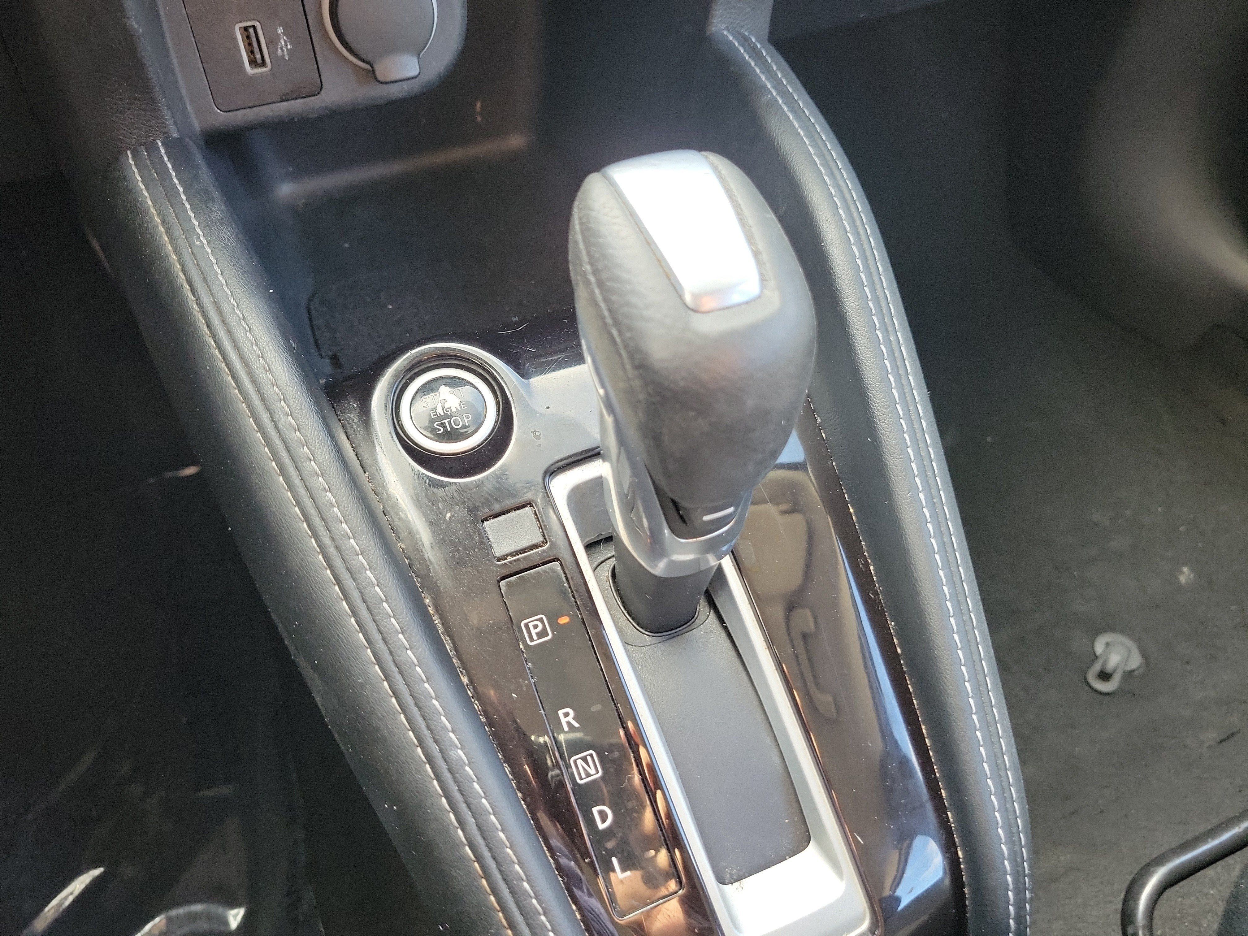 Used 2020 Nissan Kicks SV FWD image 27
