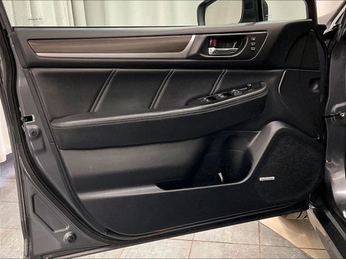 Used 2019 Subaru Legacy 2.5i Limited image 9