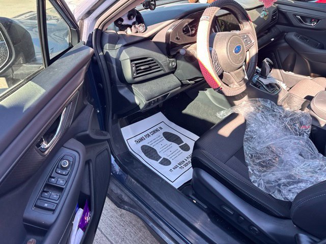 Used 2025 Subaru Outback Premium AWD/4WD image 11