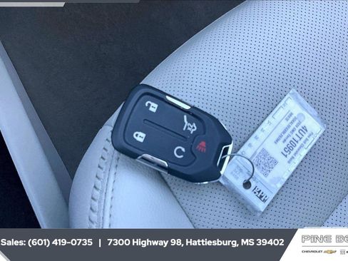 Used 2024 GMC Terrain Denali AWD/4WD image 10