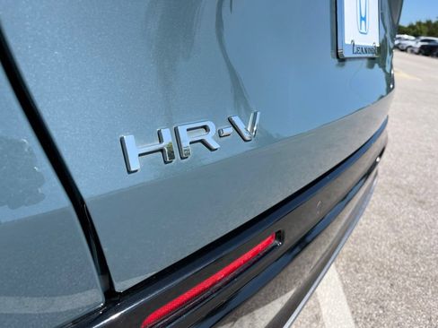 Used 2024 Honda HR-V EX-L image 8