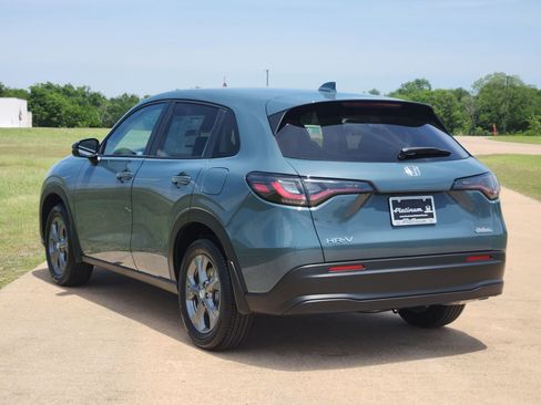 New 2027 Honda HR-V LX image 5
