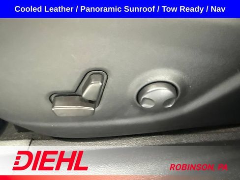 Used 2022 Jeep Cherokee Trailhawk w/ Sun, Sound & Nav Group AWD/4WD image 22
