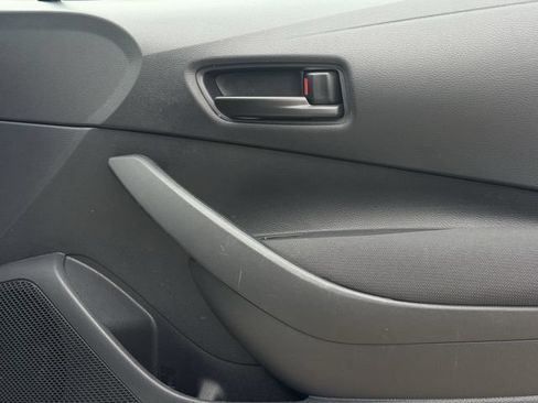 Used 2025 Toyota Corolla LE FWD image 26