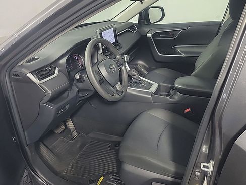 Used 2023 Toyota RAV4 LE image 17