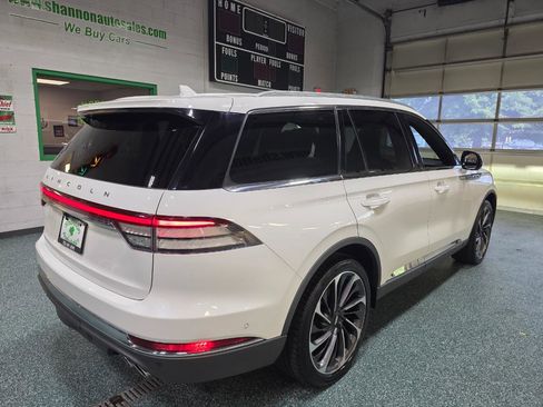 Used 2020 Lincoln Aviator Reserve w/ Equipment Group 202A AWD/4WD image 6