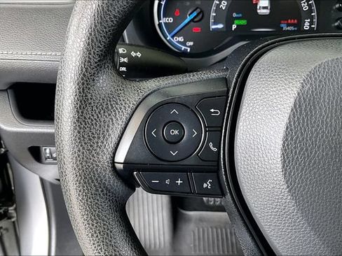 Used 2025 Toyota RAV4 LE AWD/4WD image 10