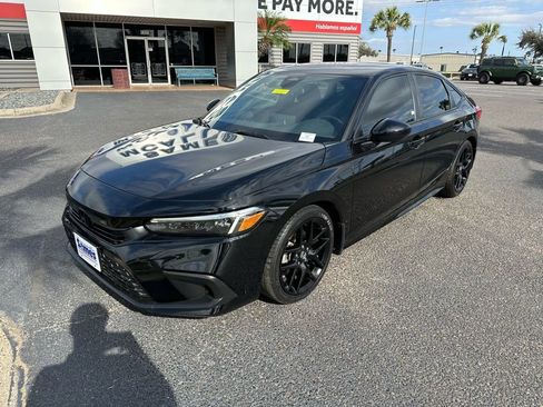 Used 2023 Honda Civic Sport image 3