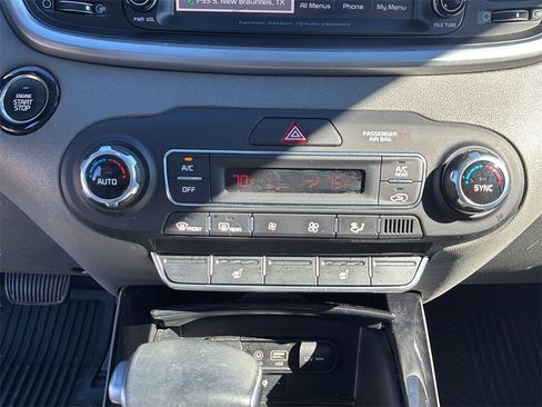 Used 2020 Kia Sorento SX image 28