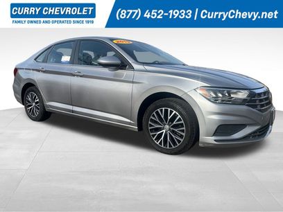 Used 2019 Volkswagen Jetta SE w/ Cold Weather Package