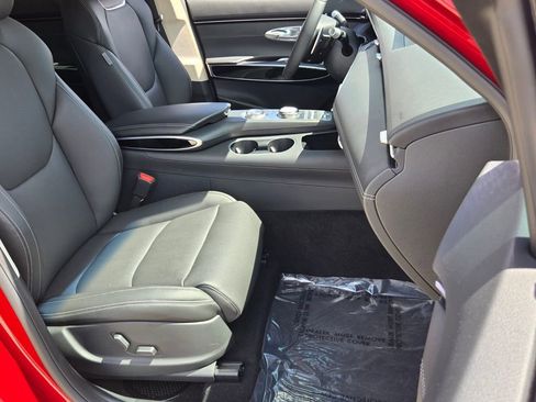 Used 2023 Genesis GV70 2.5T AWD/4WD image 16