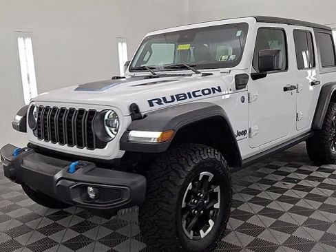 Used 2024 Jeep Wrangler Rubicon image 8