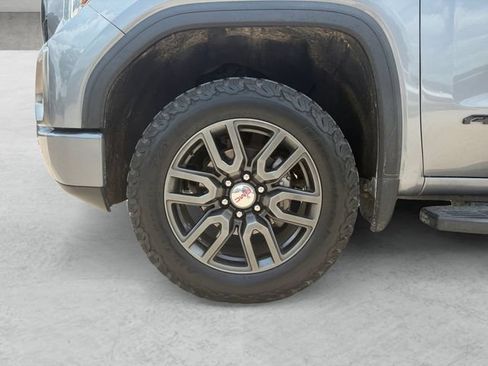 Used 2021 GMC Sierra 1500 AT4 w/ AT4 Value Package AWD/4WD image 23