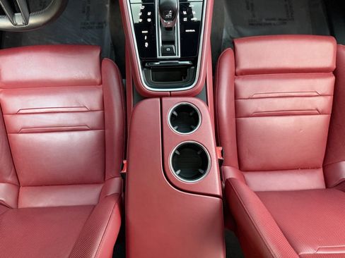 Used 2023 Porsche Panamera Platinum Edition image 50