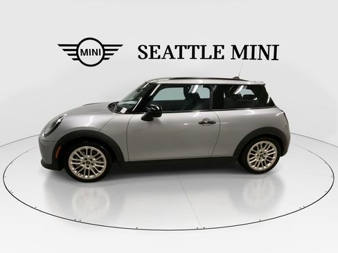 Certified 2025 MINI Cooper S image 6