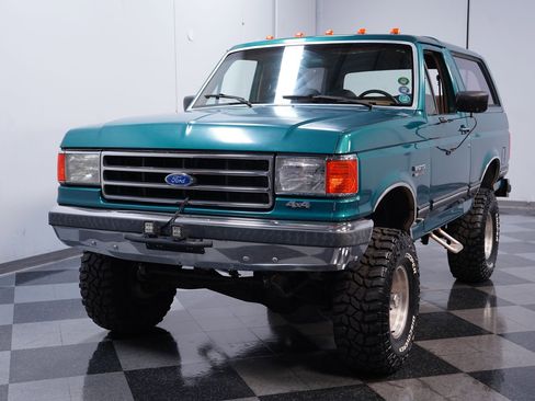 Used 1989 Ford Bronco XLT 4X4 image 16