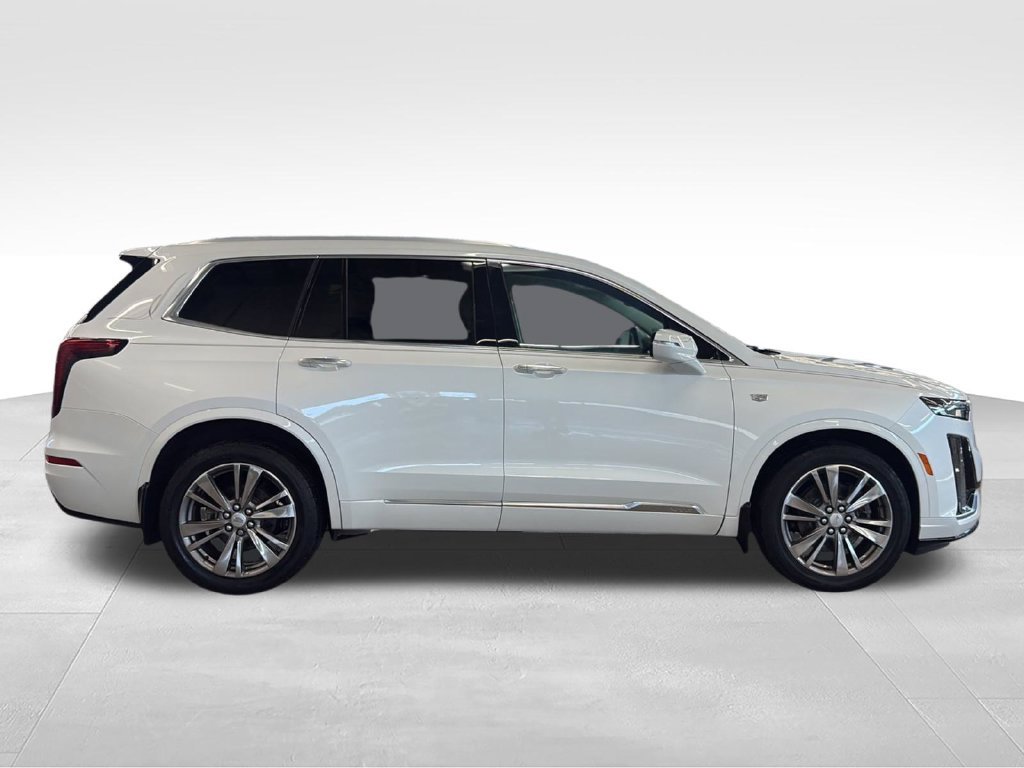 Used 2021 Cadillac XT6 Premium Luxury AWD/4WD image 7