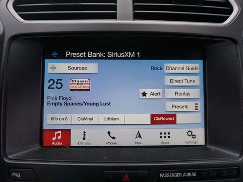 Used 2018 Ford Explorer XLT w/ Equipment Group 202A FWD image 10