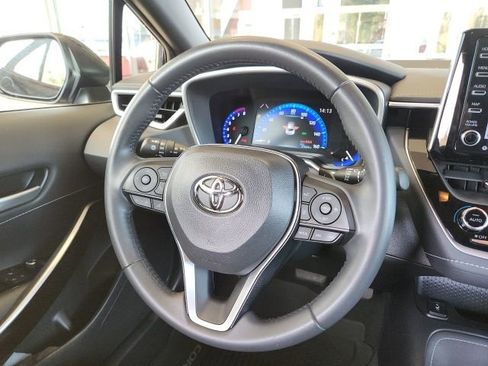 Certified 2021 Toyota Corolla XSE image 18