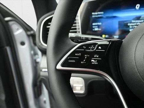 New 2026 Mercedes-Benz GLE 450 4MATIC image 15